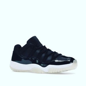 Jordan 11 retro lows 72-10